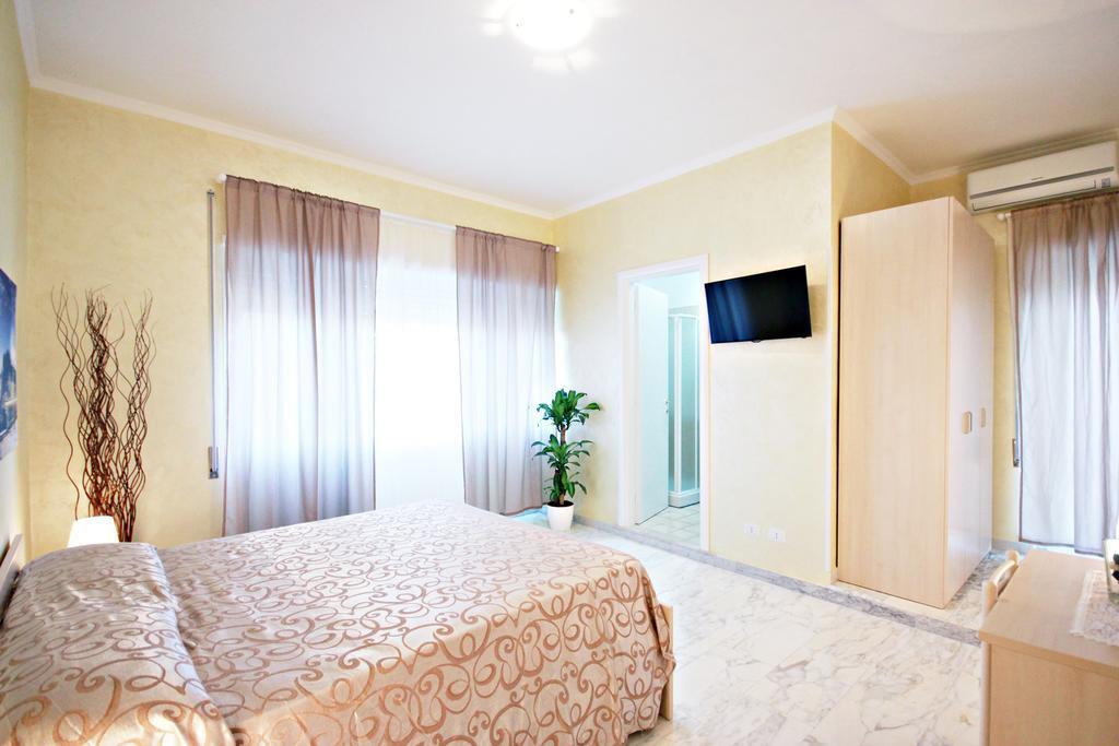 Guesthouse Holiday And Рим Номер фото